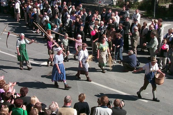 Buerliche Arbeit im Jahreslauf